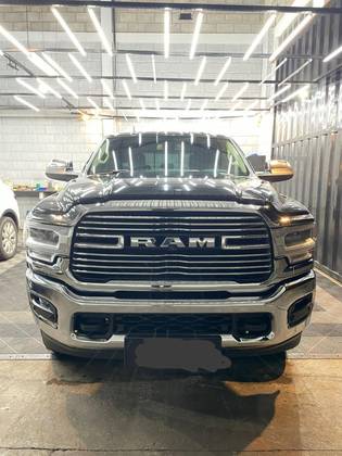 RAM 3500 6.7 I6 TURBO DIESEL LARAMIE CD 4X4 AUTOMÁTICO